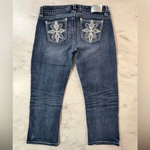 Maurices Premium Denim Low-Rise Embellished Capri Jeans Size 9/10